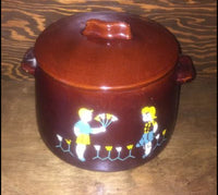 VINTAGE EARLY 1950’S WEST BEND BEAN POT